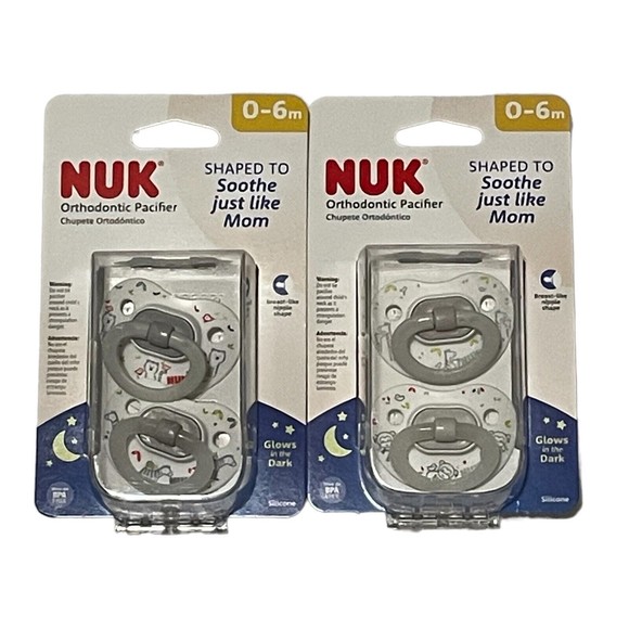 NUK Orthodontic Pacifier 0-6M Glow in the Dark Safari Animals 2 Pack - Picture 1 of 2